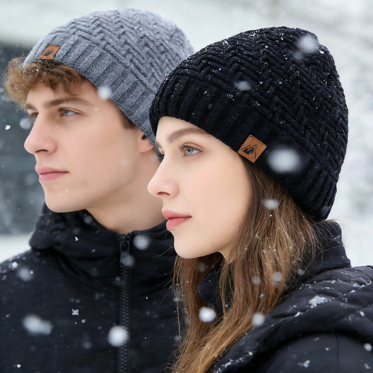 Unisex Peak Labal Winter Hats Fashion Knitted Hats For Men And Women