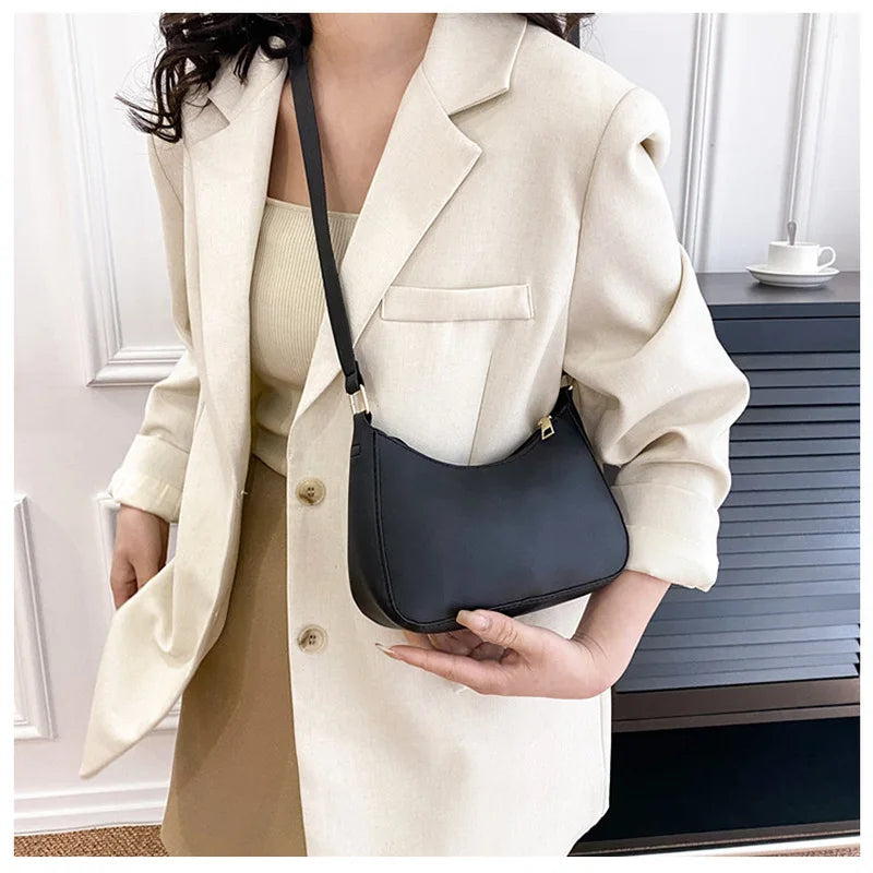Fashionable and trendy solid-color handbag, simple and new small