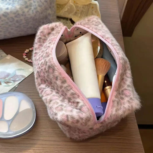 Durable Fuzzy Makeup Bag Large Capacity Leopard Print Toiletry