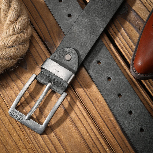 A men's and women's casual retro belt Western style! PU leather belt