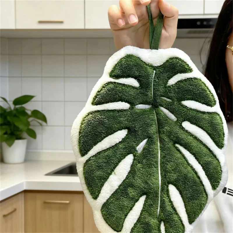 1pcs Random color Creative Leaf Bathroom towels, hangingtype,