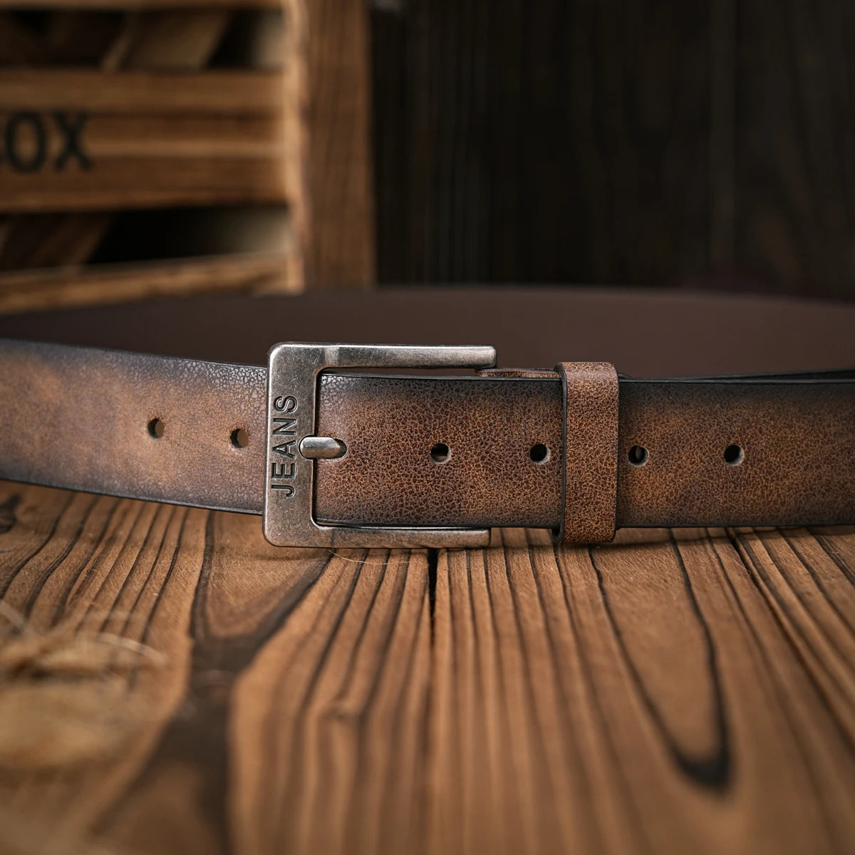 A Men's and Women's Casual Retro Belt Western Style! PU Leather Belt